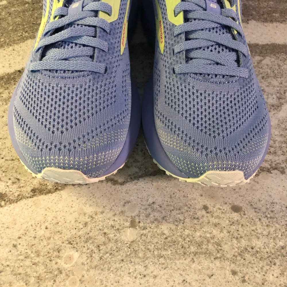 Brooks Women's Athletic Shoes - Light Blue and Lime - Picture 3 of 10